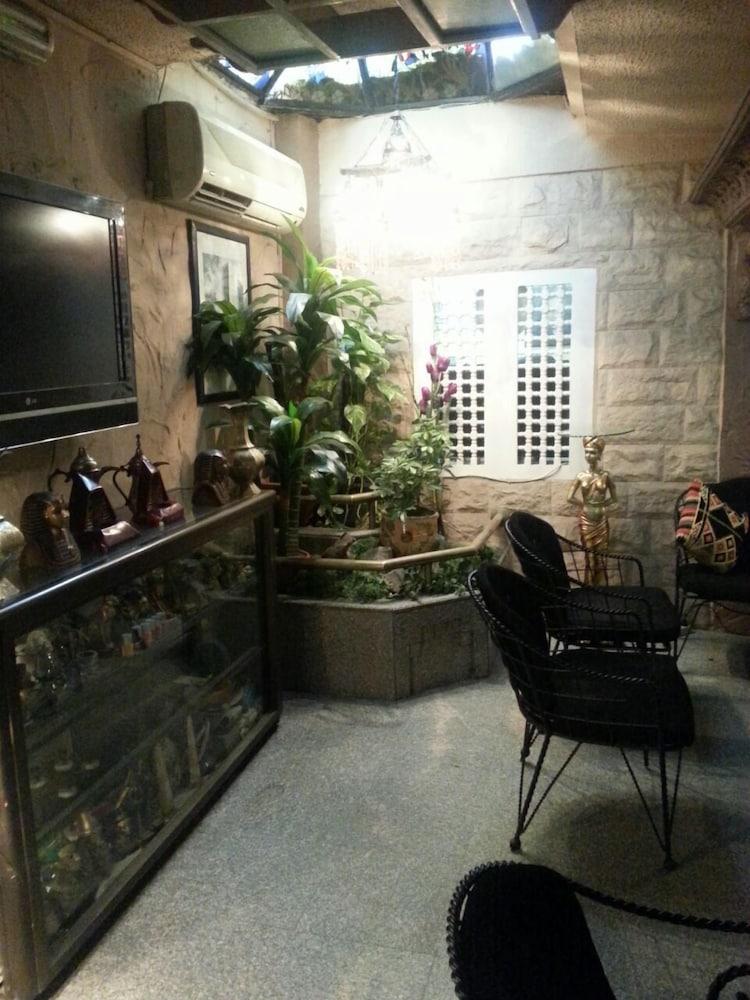 Oasis Hotel Heliopolis Kairo Bagian luar foto